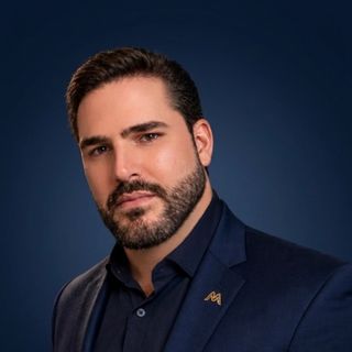 Maxwell Medeiros, Dermatologista São Paulo