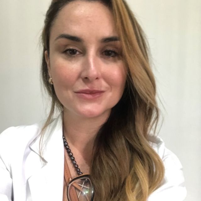 Viviane  Vaccaro, Psiquiatra Recife