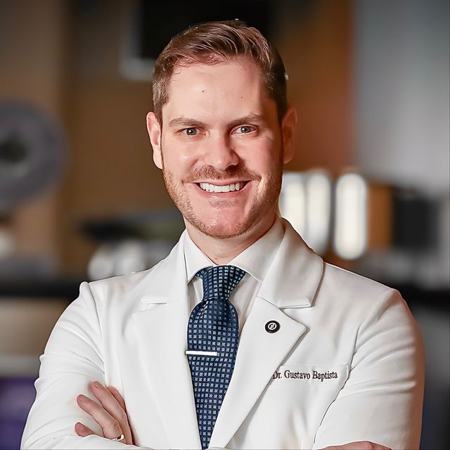 Gustavo Baptista Candido, Ortopedista - Traumatologista Niterói