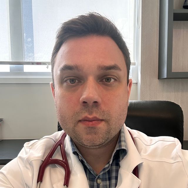 Vinicius Lourenço Ferrari Gontijo, Cardiologista Guaratinguetá