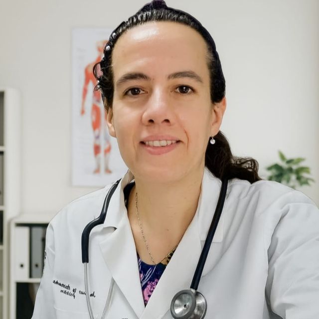 Yrene  Gutierrez Leon, Fisiatra Santiago