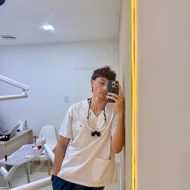 Leonardo Martin Chaparro, Odontólogo Cipolletti