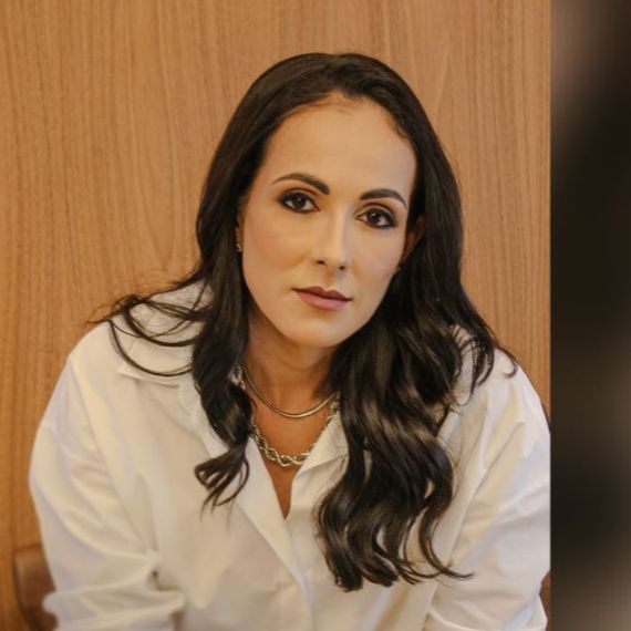 Juliene Cezario Da Silva, Dermatologista Anápolis