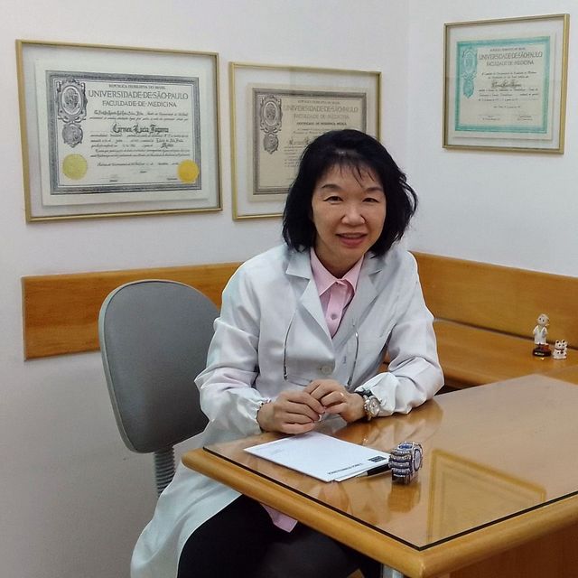 Carmen Lúcia Toyama, Dermatologista São Paulo