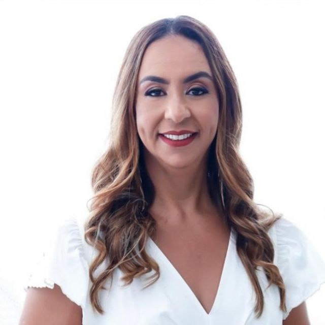 Thaís Oliveira, Ginecologista Nilópolis