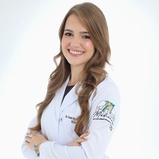 Yasmim Lacerda, Médico clínico geral Lavras