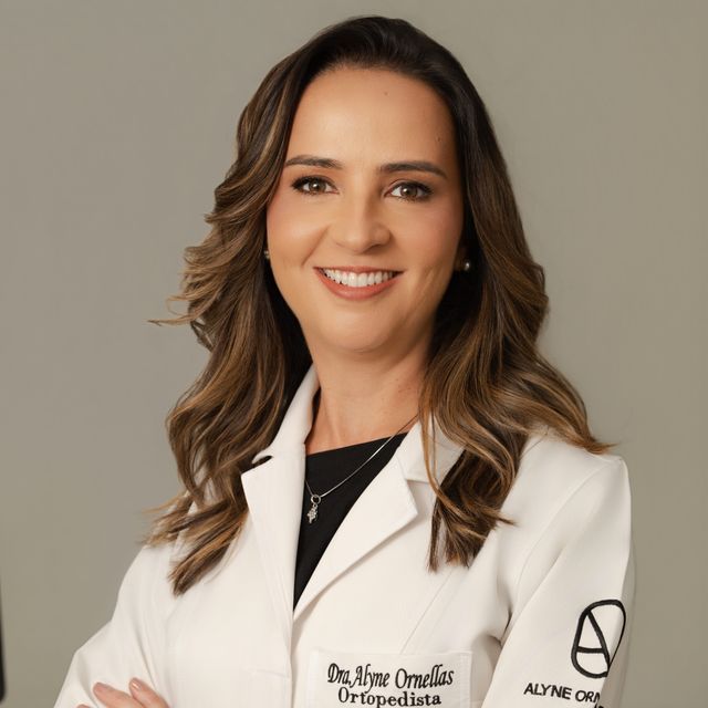 Alyne Ornellas Neves, Ortopedista - Traumatologista Brasília