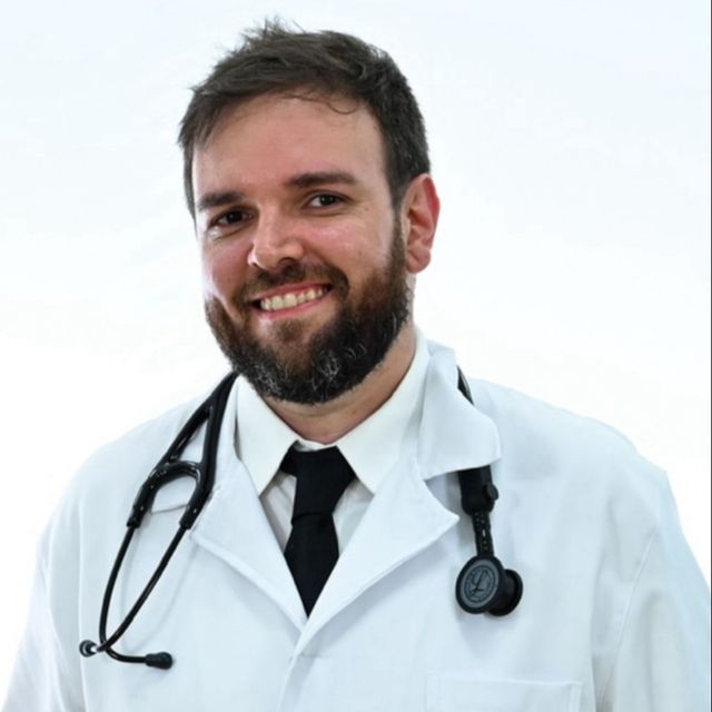 Leonardo Rodrigues, Médico clínico geral Mogi das Cruzes