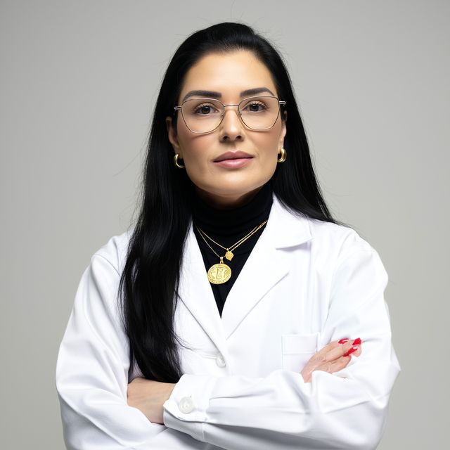 Isabel Cristina  Pereira Costa , Dermatologista Três Barras Do Paraná