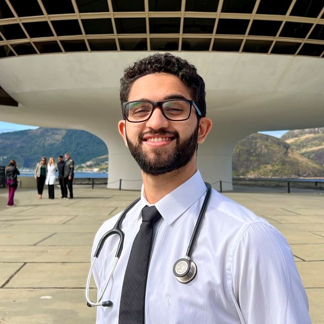 Pedro Neves, Médico clínico geral Rio de Janeiro