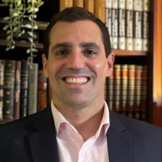 Prof. Ricardo Azêdo de Luca Montes