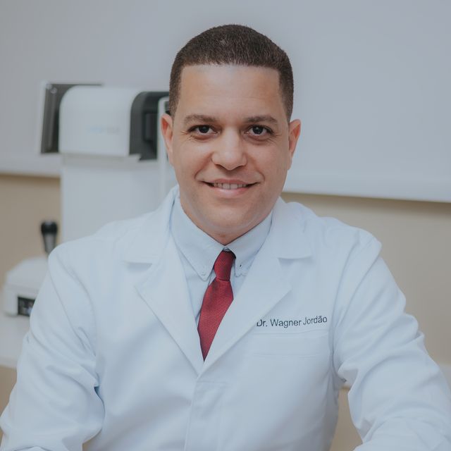 Wagner Jordão Rodrigues dos Santos ., Oftalmologista Vitória