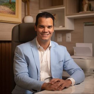 Dr. Guilherme Lima Marques