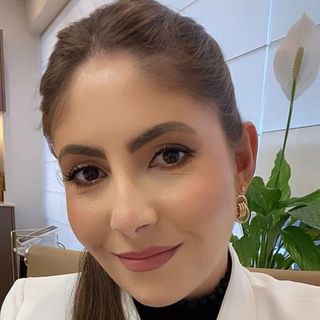 Ampliar imagem: Luiza Delatorre, Fisioterapeuta Curitiba