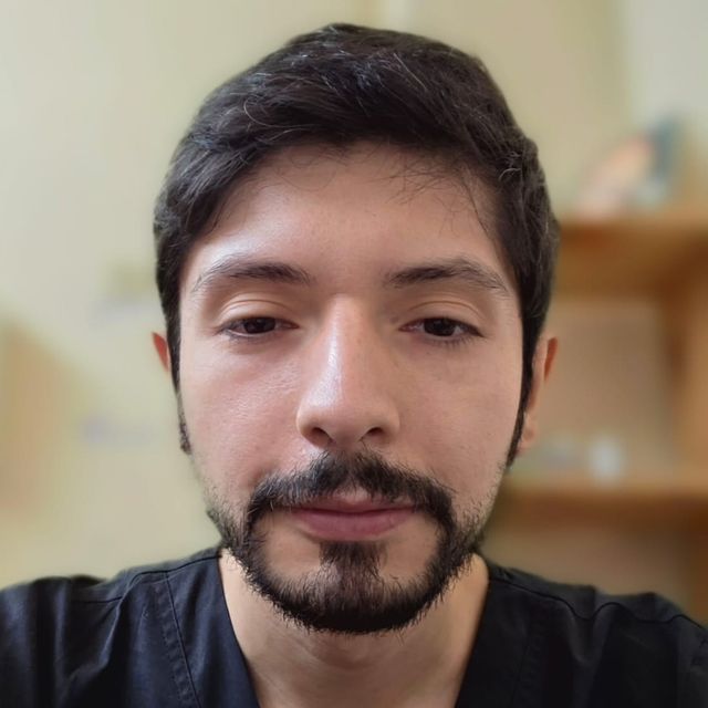 Elías Hernández, Dentista Puente Alto