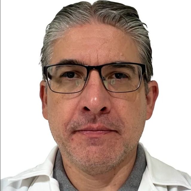 Fabio Henrique Urbaneski, Reumatologista São José Dos Pinhais