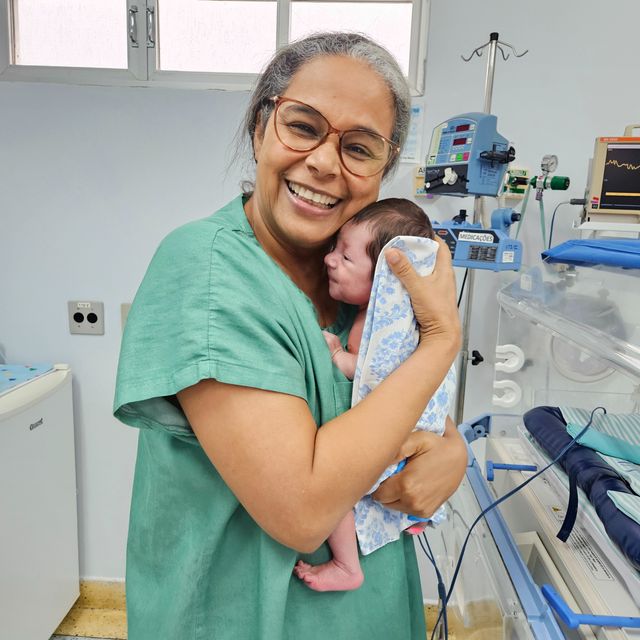 Ivone Maria da Rocha Meneguella, Pediatra Americana