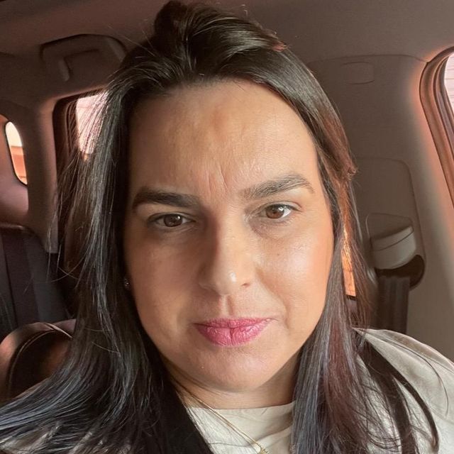 Luciana Rennó Nogueira Gonçalves, Ginecologista Alfenas