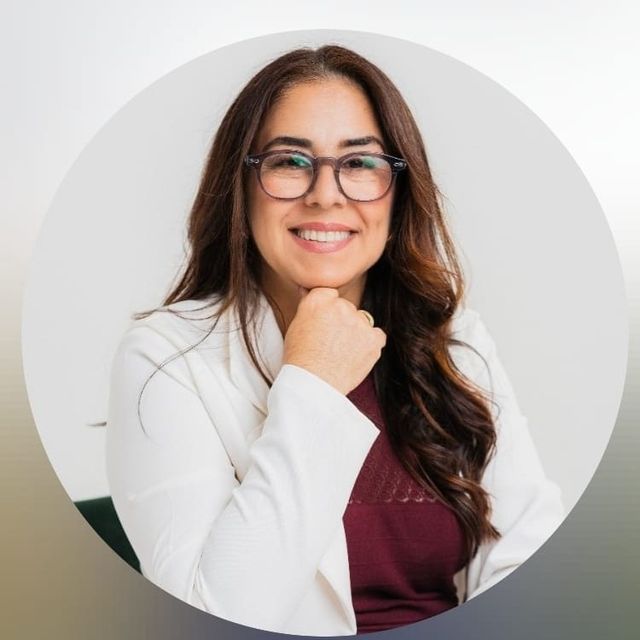 Christianne Maria Freitas de Souza Lima Menescal, Nutrólogo Fortaleza