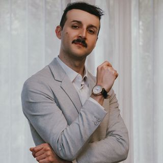 Prof. Guilherme Bernardes