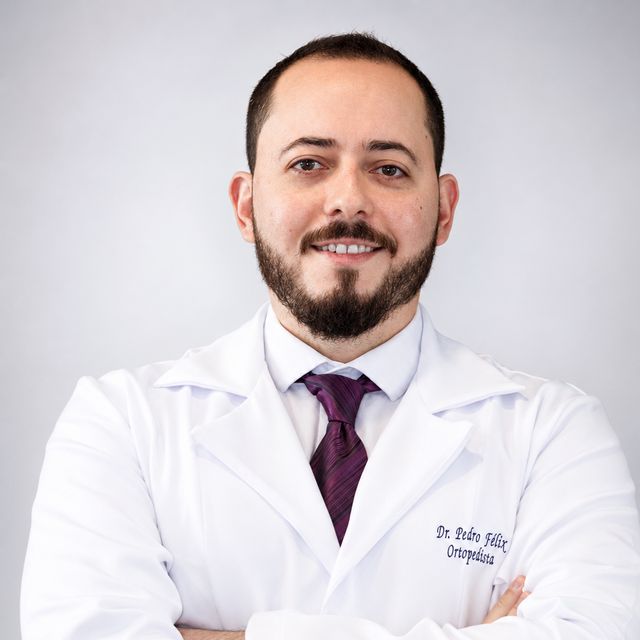 Pedro Félix Pereira de Oliveira, Ortopedista - Traumatologista Itapecerica Da Serra