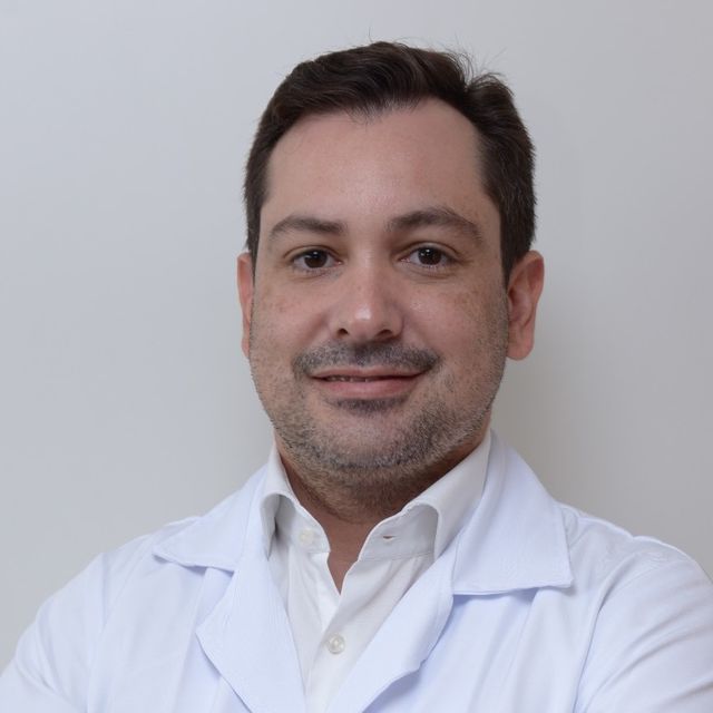 Igor Brasil Brandão, Infectologista Salvador