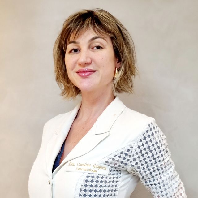 Carolina Gasperin, Dermatologista Rio de Janeiro