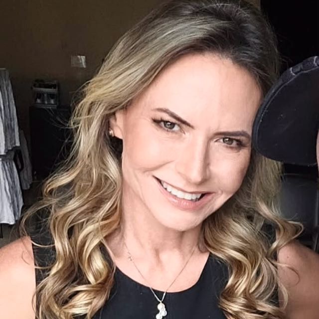 Rosemary Schmidt, Ginecologista Sorriso