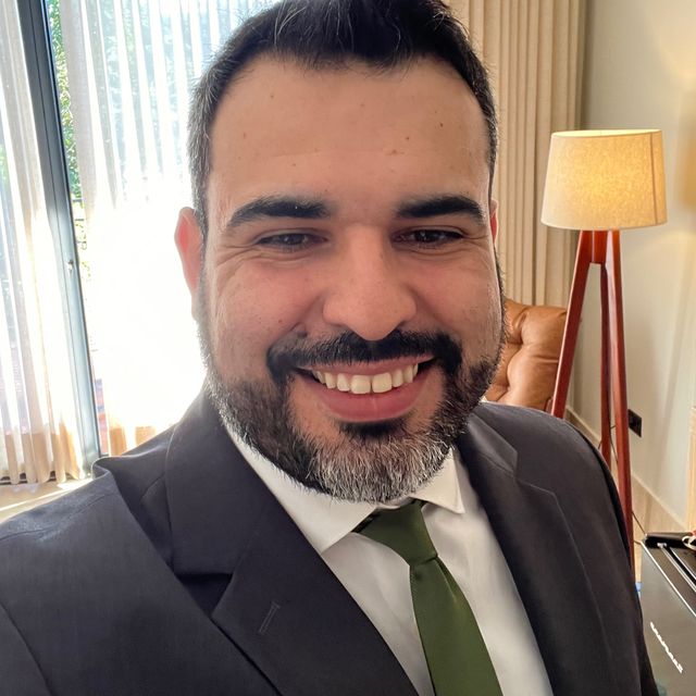 Claudio dos Santos Junior, Ortopedista - Traumatologista Miguel Pereira