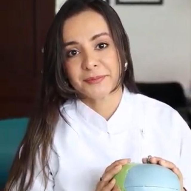 Eliana Zequeira Londoño, Odontólogo Barranquilla