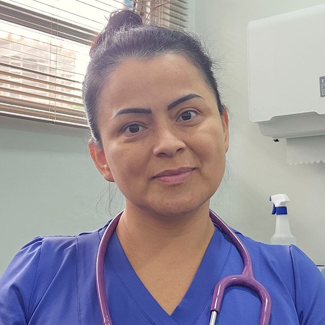 Caterine Castro Mendes, Médico clínico geral Campinas