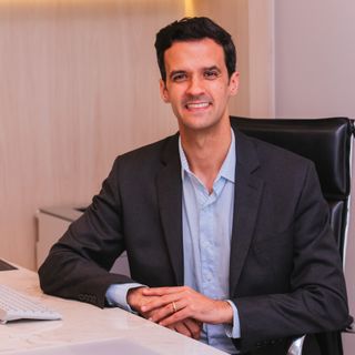 Dr. Marcelo de Loyola e Silva Avellar Fonseca