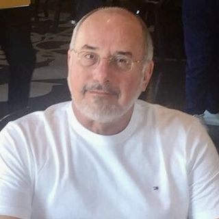 Marco Antonio Munari Antunes de Oliveira, Oftalmologista Porto Alegre