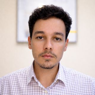 Dr. Matheus Pires de Assunção