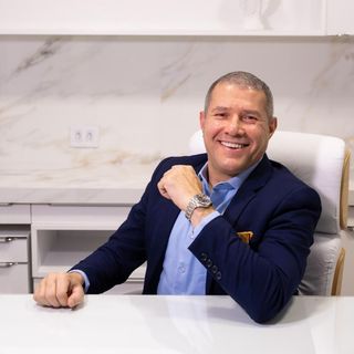 Luiz Carlos de Andrade Costa, Cirurgião vascular Curitiba