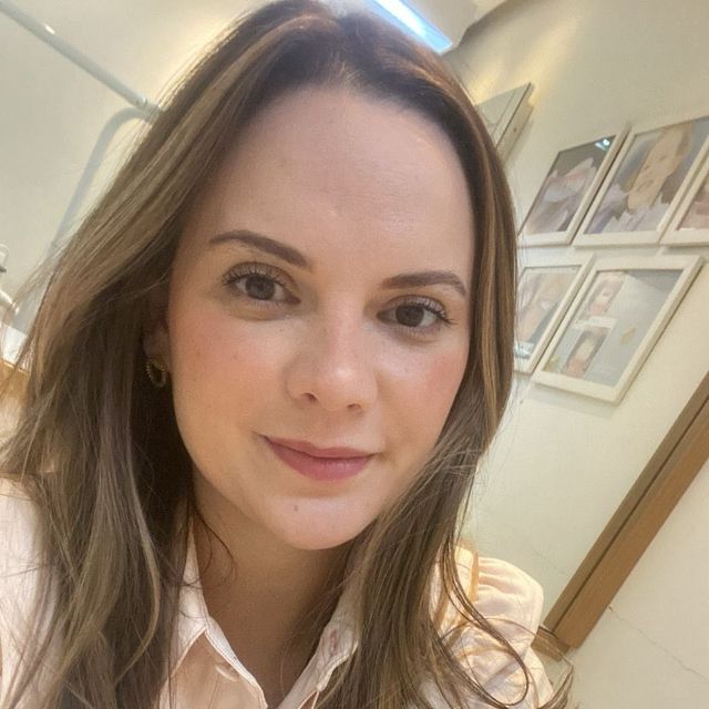 Rafaela Bezerra, Dentista Rio de Janeiro