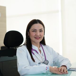 Acercar imagen: Tania Margarita Bustillo Navarro, Pediatra Cartagena