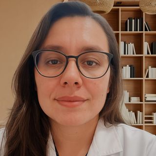 Dra. Aryadyne Bueno Rocha Szesz