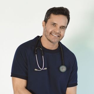 Ampliar imagem: Vinicius Silqueira, Dermatologista Altamira