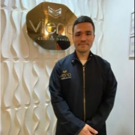 José Luis Gutiérrez Pineda, Odontólogo Medellín