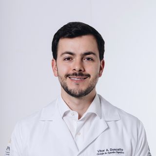 Ampliar imagem: Vitor Augusto Doncatto, Cirurgião do aparelho digestivo Porto Alegre