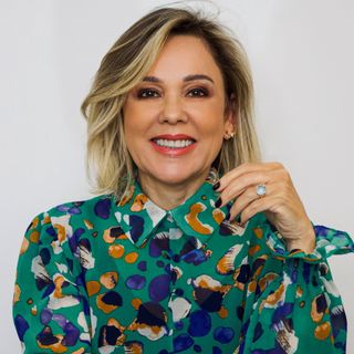 Dra. Maria Thereza Abreu Silva