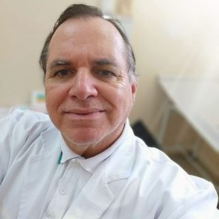 Dr. Ronald Cruz