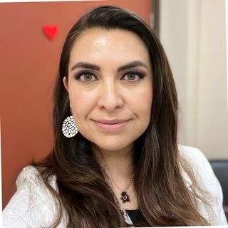 Dra. Gloria Riveros Escobar