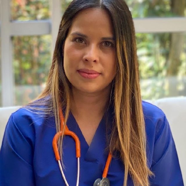 Nathalia Mariño Arango, Pediatra El Carmen de Viboral