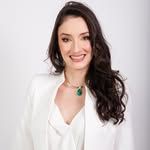 Ampliar imagem: Marcela Marciano Lacerda, Médico clínico geral Divinópolis