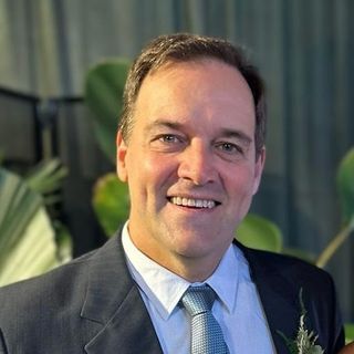 Dr. Adalberto Cesario Pereira Junior