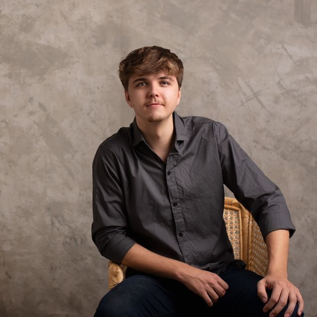 Hipólito Neiff, Psicólogo Paraná