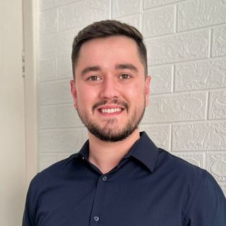 Ampliar imagem: Diego Toniolli, Fisioterapeuta Fraiburgo