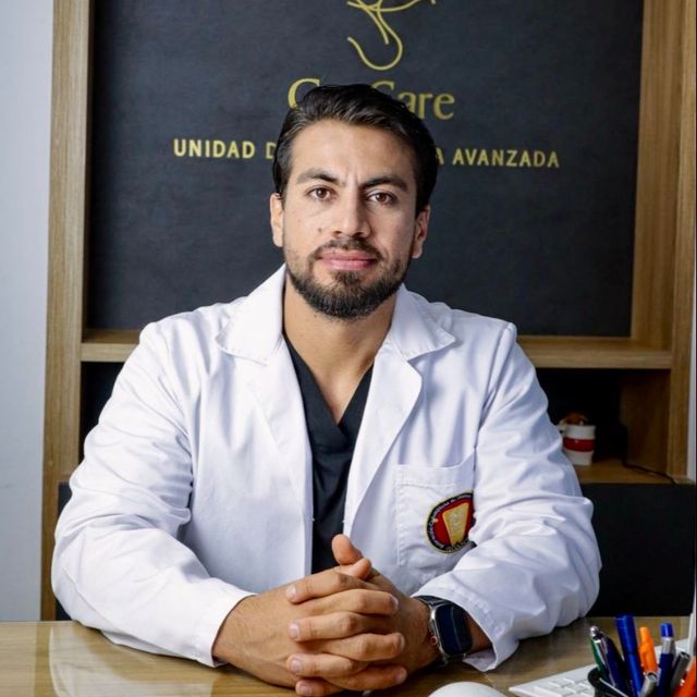 Cristian Camilo Molina Bolaños, Ginecólogo Popayán